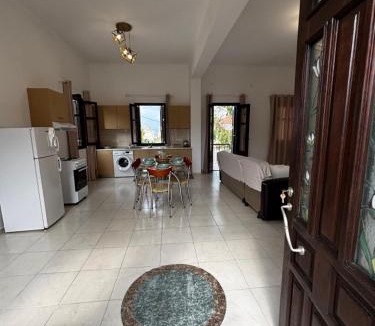 Pedi Apartment | Amelia's Home
