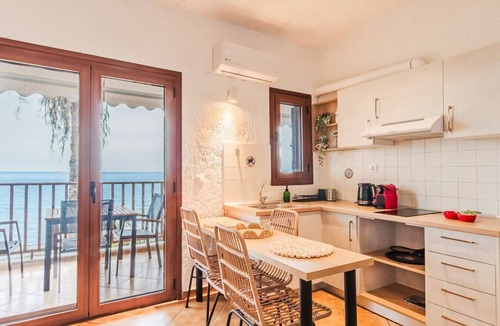 Kassandra Apartment | Amfitriti Seafront Apartment 5 by RentalsPro