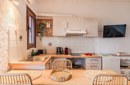 Kassandra Apartment | Amfitriti Seafront Apartment 5 by RentalsPro