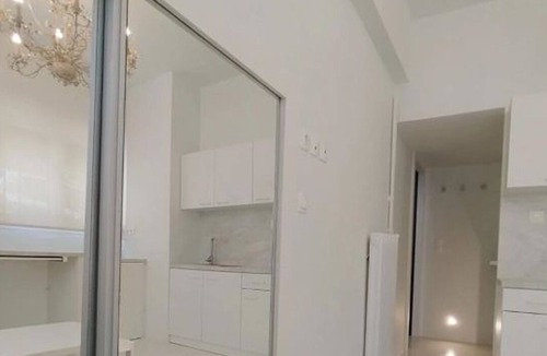 Pangrati Apartment | AMG Panathenaic-Kalimarmaro Apartment Modern Design Street Level