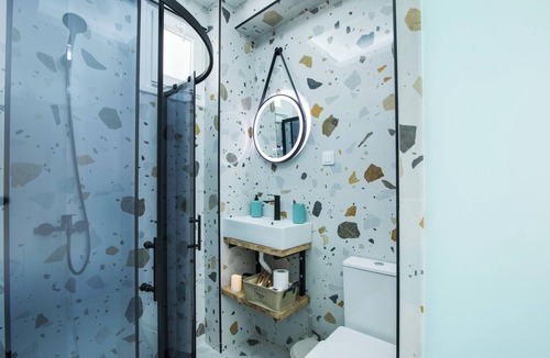 Lefkimmi House | Anais Luxury Living Green