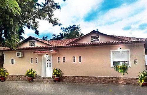 Tempi House | Anastasia Gardens Villa