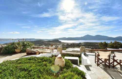 Tripiti House | Anastasia's Windmill & Studio