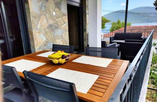 Imathia Region Apartment | Anchor house