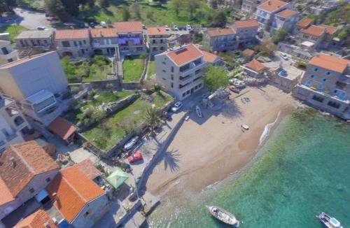 Przno Apartment | Andaluni Beach Apartments