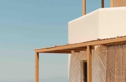 Folegandros Town Apartment | ANDELIAS Signature Suites