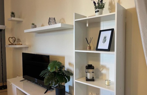 Sarande Apartment | Andrew's place