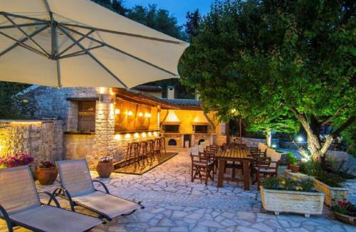 Lakka House | Andrikos studio A
