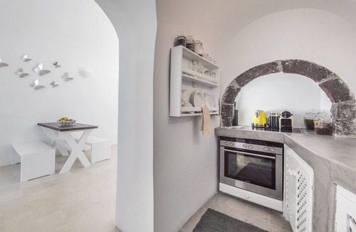 Oia House | Anemi House & Villas
