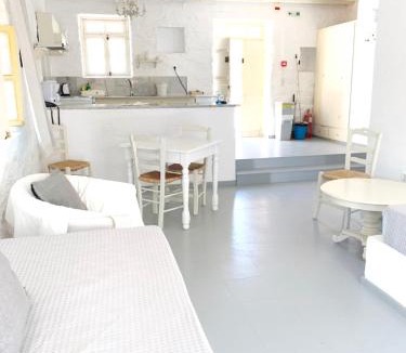Drios Hotel | Anezina Village