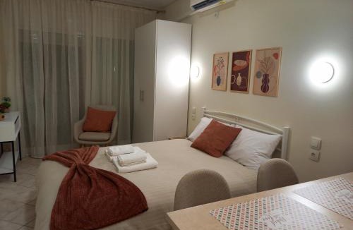 Kalambaka Apartment | Angel's Nest - Meteora Central Studio