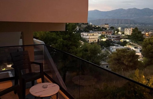 Qafe e Gjashtes Apartment | Angela Rooms