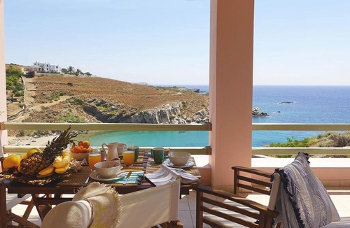 Abela House | Angeliki Private Panorama House, by Elefthia Syros