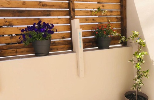 Paradisi Apartment | Angelos sofita house