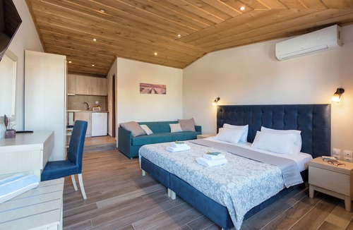 Perama Hotel | Anita Hotel