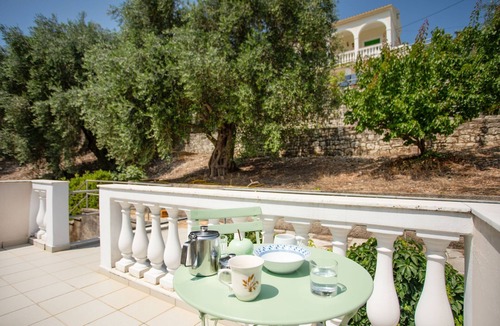 Agios Stefanos Apartment | Anna Apartment Agios Stephanos