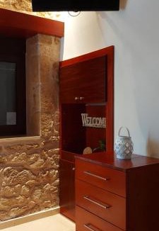 Archanes Apartment | Anna's room