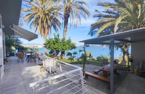 Chalcis Apartment | Anna's sea view apartment