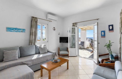 Piso Livadi Villa | Anthoula's Sea View Apartment