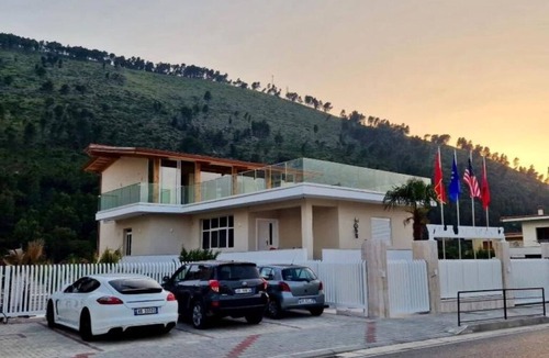Berat Apartment | Apartaments Vila Mimani 2 - Attic x2