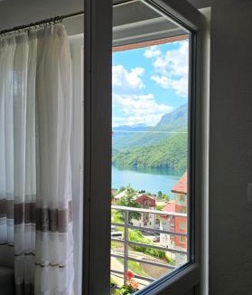 Pluzine Apartment | Apartman Ćalasan