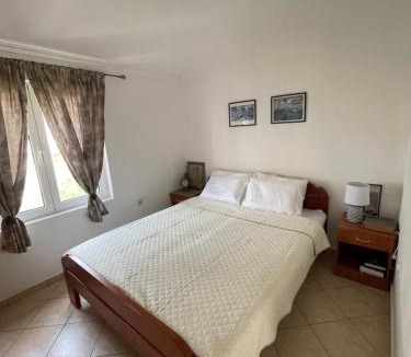 Lazi Apartment | Apartman Bono