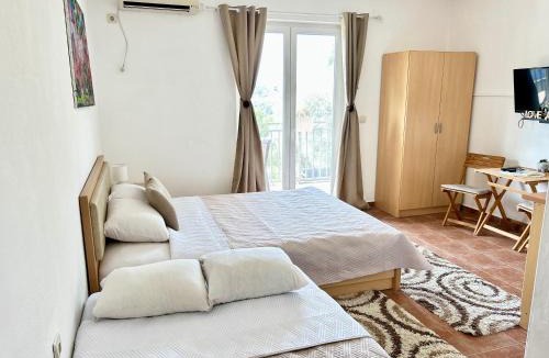Kaluđerac Apartment | Apartman Buljarica-Bačvice 1