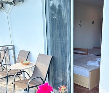 Kaluđerac Apartment | Apartman Buljarica-Bačvice 2