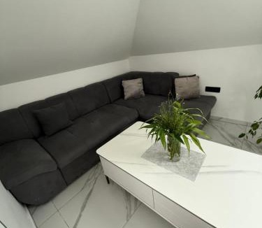 Burtaisi Apartment | Apartman Kalinić Bar