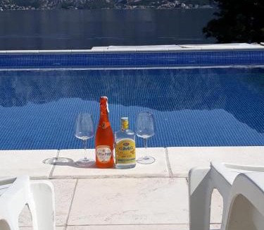 Prcanj Apartment | Apartman KATI