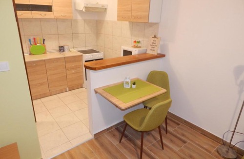 Topla Apartment | Apartman Lena
