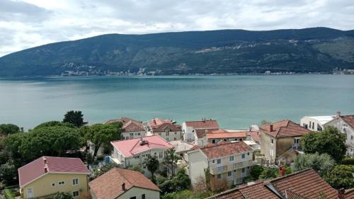 Topla Apartment | Apartman Mano