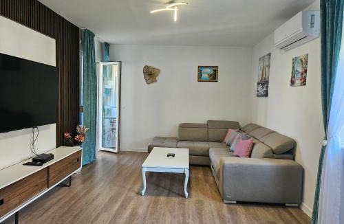 Topla Apartment | Apartman Mano