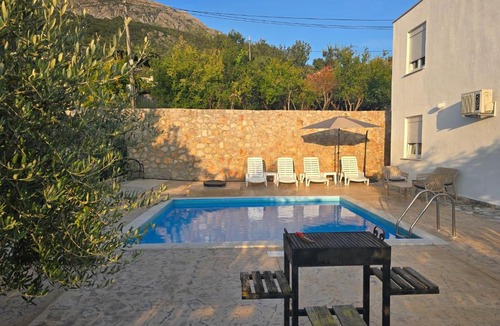 Dobra Voda Villa | Apartman Nikocevic 2
