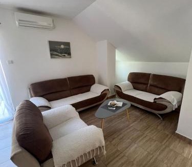 Risan Apartment | Apartman Nina2
