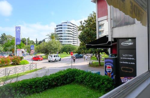 Gospostina Apartment | Apartman Petar-Spacious Friendly Stay in the Heart of Budva