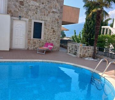 Krasici Apartment | Apartman sa bazenom