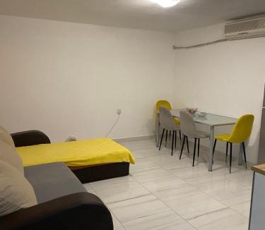 Seoca Apartment | Apartman sa garažom