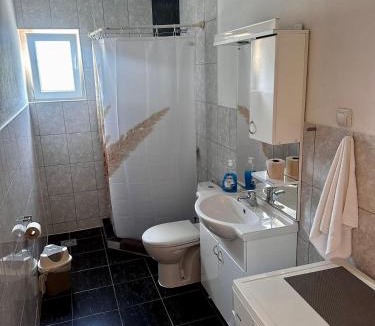 Dobra Voda Apartment | Apartmani ARIANA