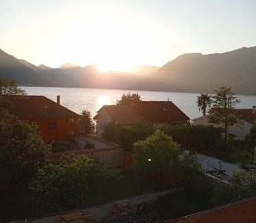 Dobrota Apartment | Apartmani BOBO