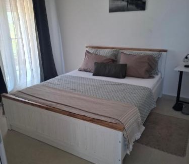Radanovici House | Apartmani Emma II