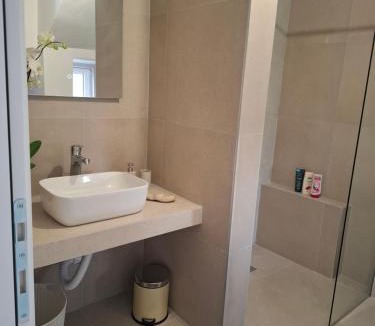 Radanovici House | Apartmani Emma II