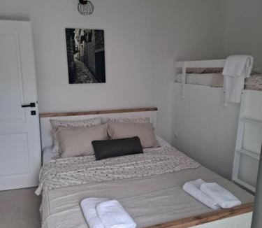 Radanovici House | Apartmani Emma II