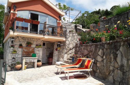 Visnjeva Apartment | Apartmani Kamena Ruža