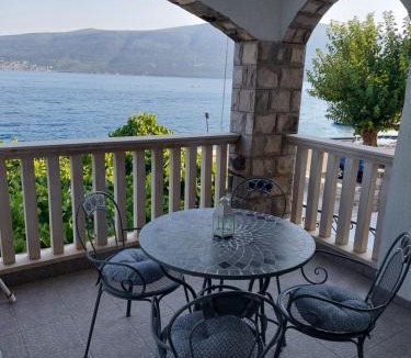 Bijela Apartment | Apartmani Mustur