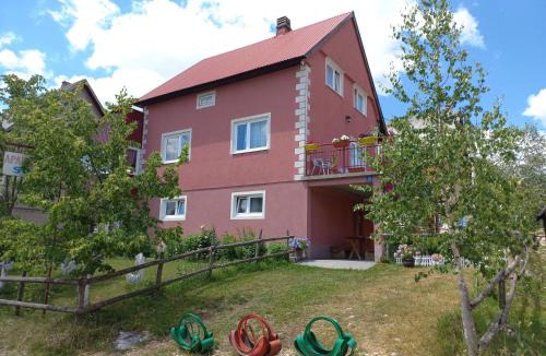 Zabljak House | Apartmani Sobe Sljivancanin