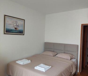 Prcanj Apartment | Apartmani Stanojevic