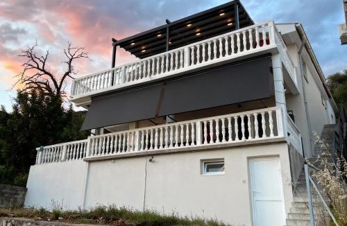 Lustica Apartment | Apartmani Suzanna, apartman b