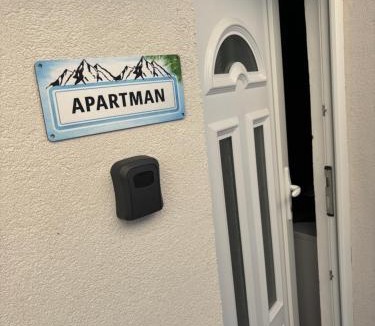 Lustica Apartment | Apartmani Suzanna, apartman b