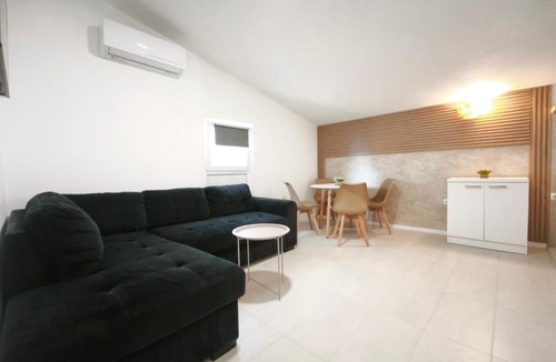Podmaine Apartment | Apartmani Vukovic